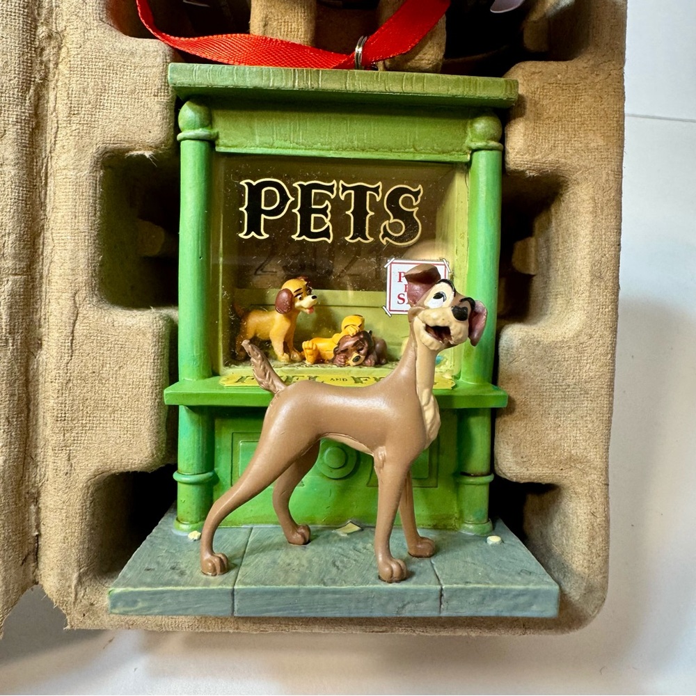 NWT. Disney "Tramp" Sketchbook Ornament from Lady and the Tramp.